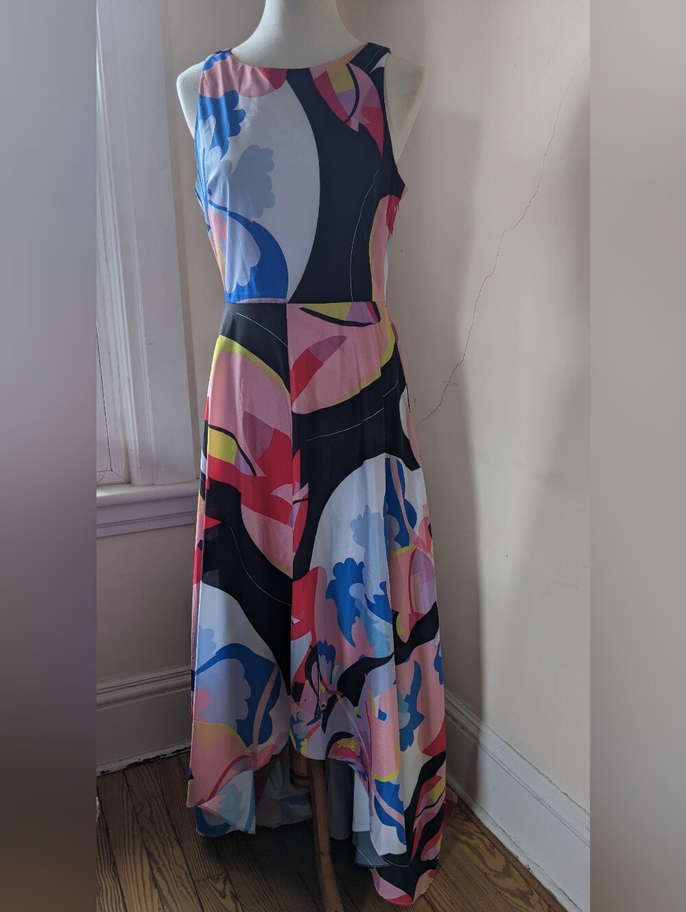 Nicole Miller Sleeveless High-Low Dress in Pink, Blue, Black, Cream Size 10